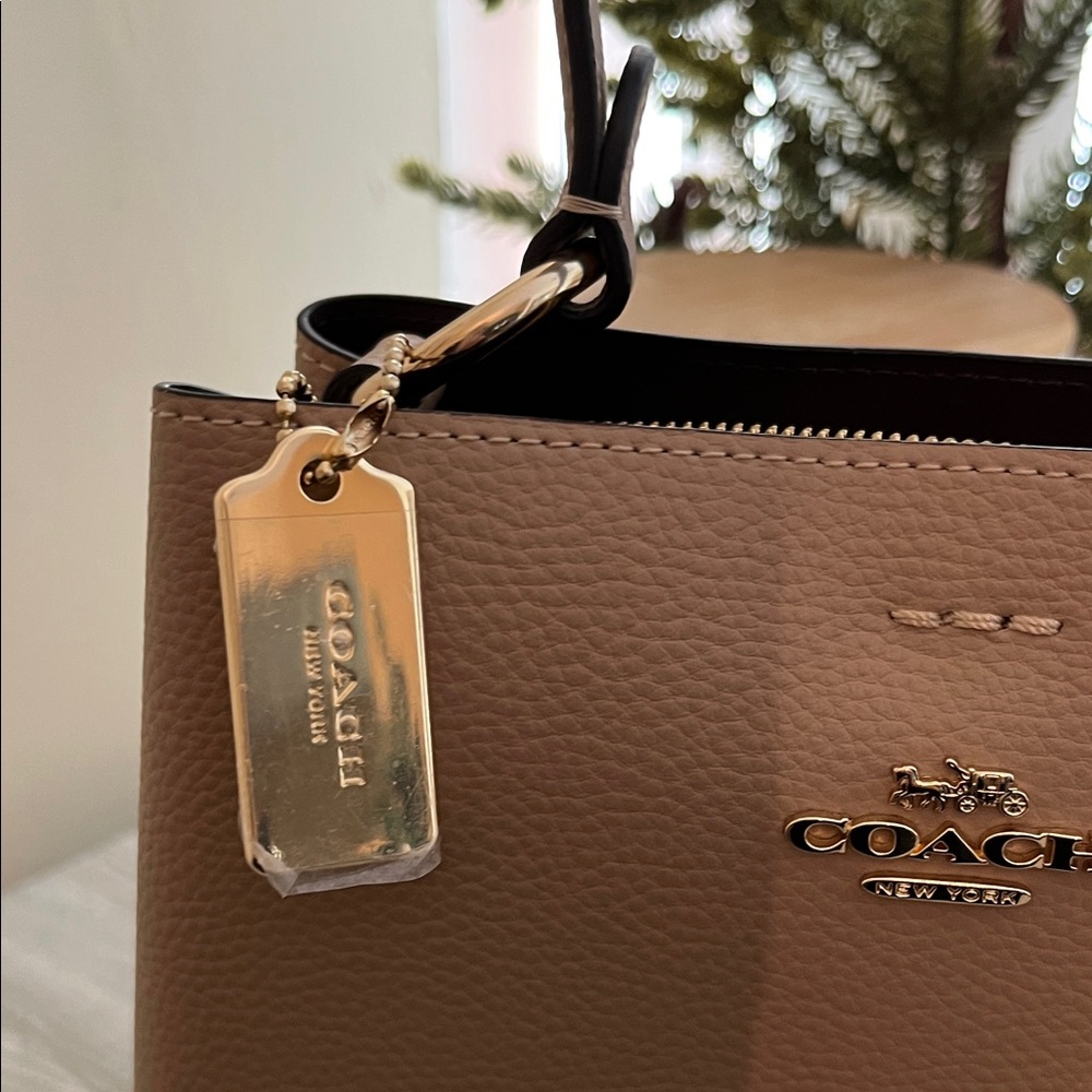 Coach bucket Leather Shoulder Bag - Picture 4 of 15